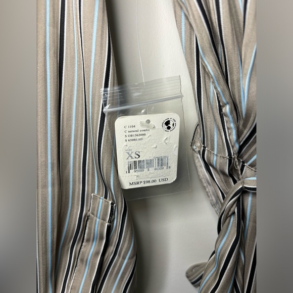 Free People Arlo Wrap Top NWT - Picture 8 of 12